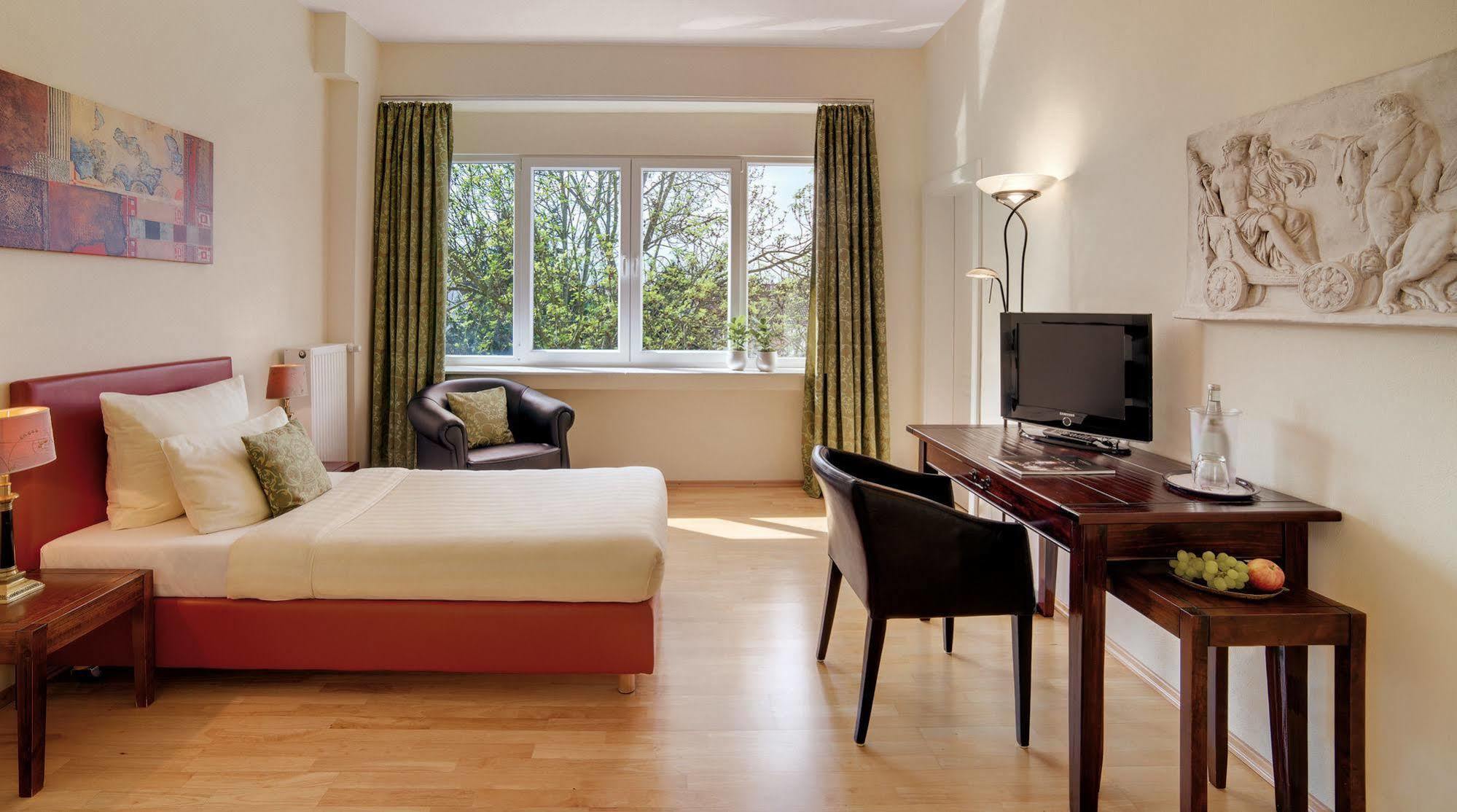 Hotel Villa Medici Bad Schonborn Ngoại thất bức ảnh